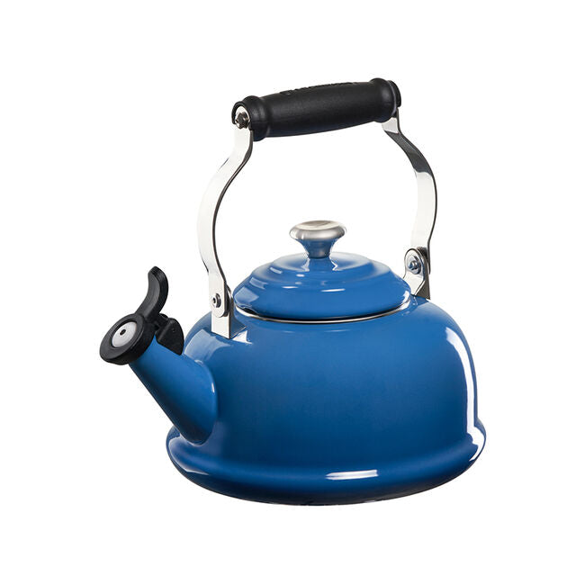 Le Creuset - Whistling Stovetop Kettle