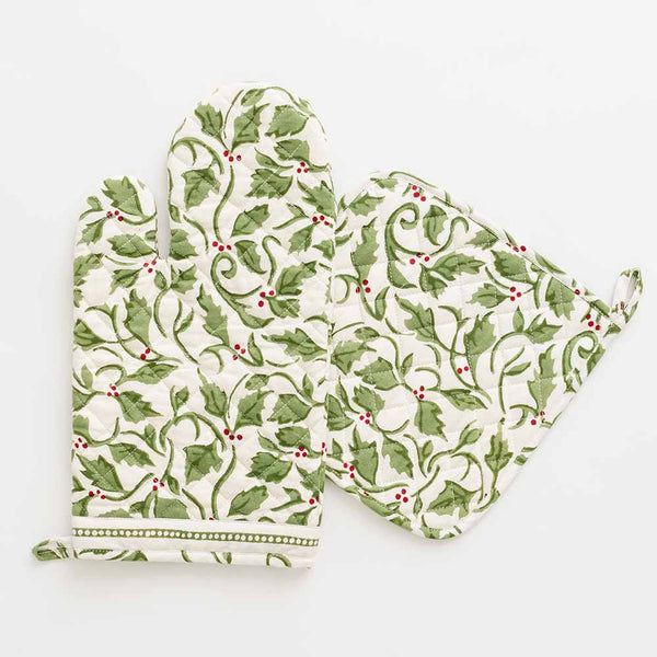 Pomegranate - Holly Berry Oven Mitt Set – Sunset & Co.