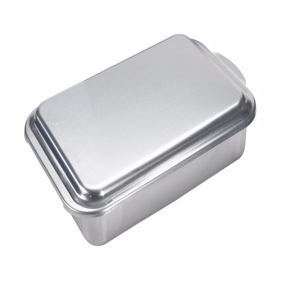 Family Monogram 9 x 13 Aluminum Cake Pan with Lid