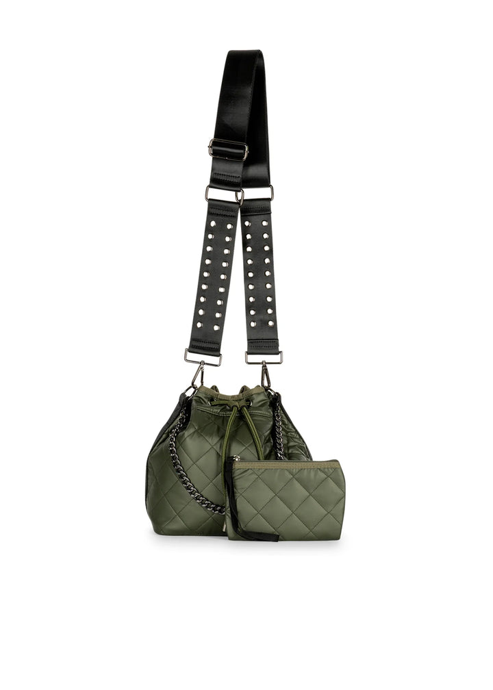 Lindsey Avenue Puffer Bucket Bag