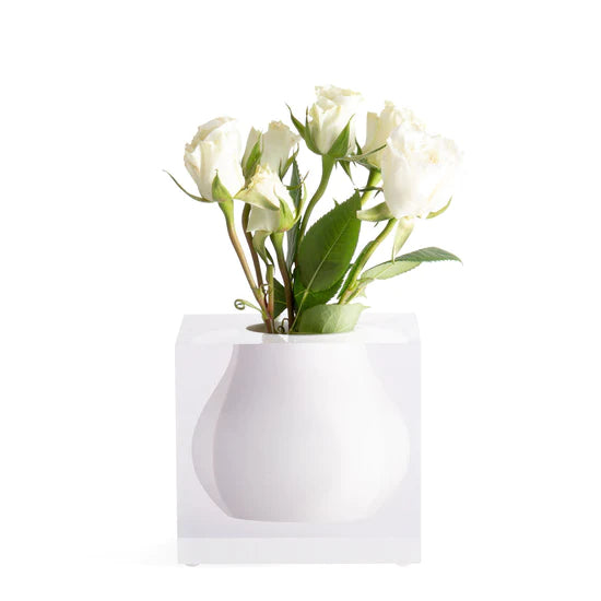 JR William - Mosco Vase - Hamptons White